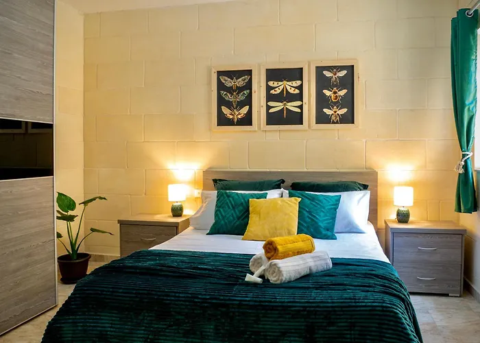 Sunshine * Għajnsielem