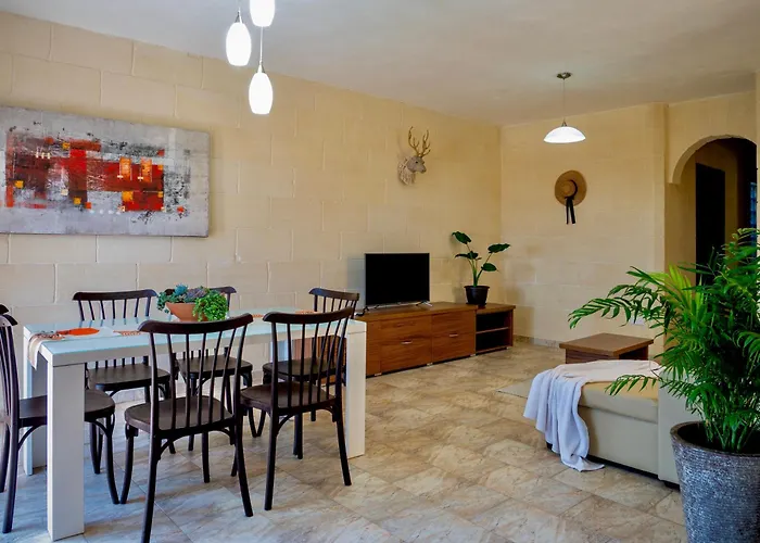 Διαμέρισμα Sunshine Għajnsielem